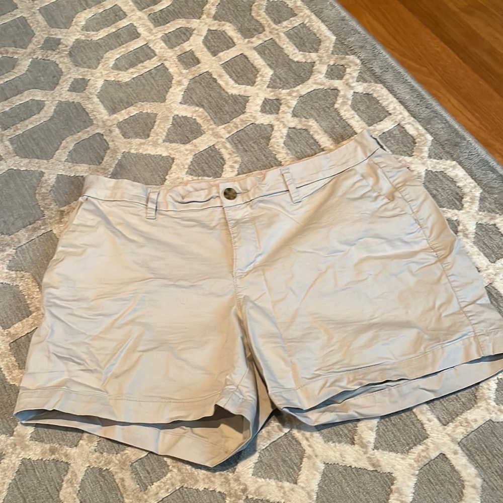 Old Navy Khaki Shorts Size 10